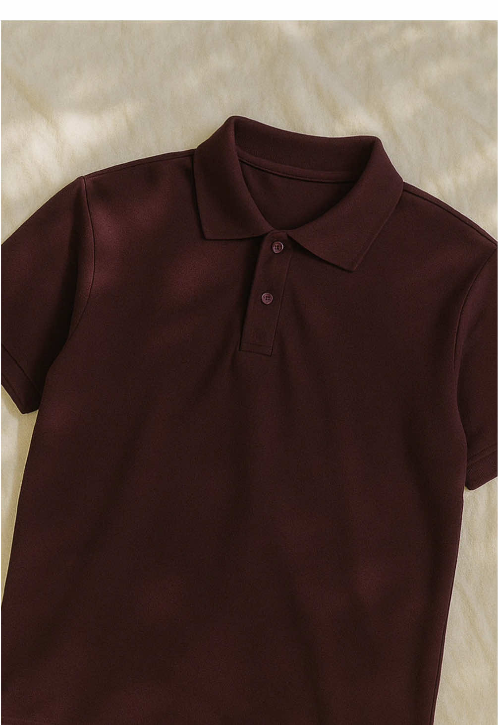 Polo klasik yang bikin penampilan langsung naik level! CUTOFF Austin Polo Shirt hadir dengan desain simpel, bahan adem, dan potongan rapi yang cocok untuk semua acara. ✨ Keunggulan: ✔️ Bahan premium, nyaman dipakai seharian ✔️ Desain polos elegan, mudah di-mix & match ✔️ Cocok untuk kerja, hangout, atau casual date ✔️ Warna maroon deep yang keren & classy 💡 Tips style: Padukan dengan celana chino krem + sneakers putih untuk look santai tapi tetap rapi. #PoloPria #StylePriaKeren #PoloPremium #OOTDPria #FashionCowok