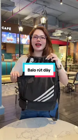 Trả lời @thuyphu22 (Jade Thuỷ) bỏ được một đôi dép nam size bự nhá yên tâm ạ 👍😙😙😙#balorutchongnuoc #balorutthethao #balodayrut 