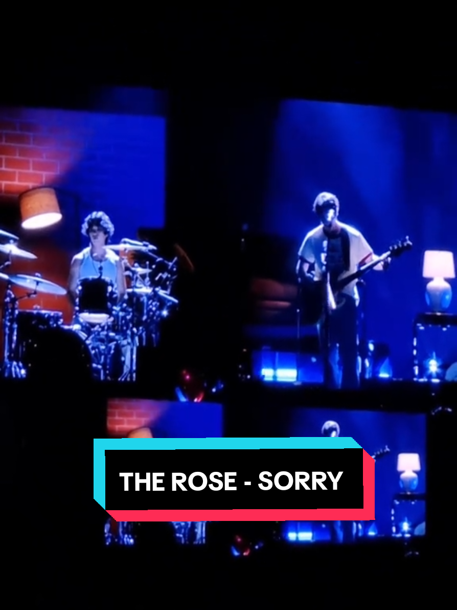 CUMPLI MI SUEÑO DE ESCUCHAR SORRY EN VIVO No es el mejor video pero es el mejor recuerdo #sorry #therosecdmx #theroseband #therose #therosemexico 