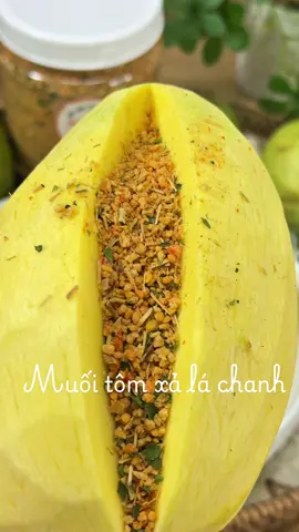 Muối tôm xả lá chanh, ngon quá trời luôn nè mấy bà ơi #muoitomtayninh #muoitomlachanh #food #xh #mukbang #tranmyle1992 #trending #trending #viral 