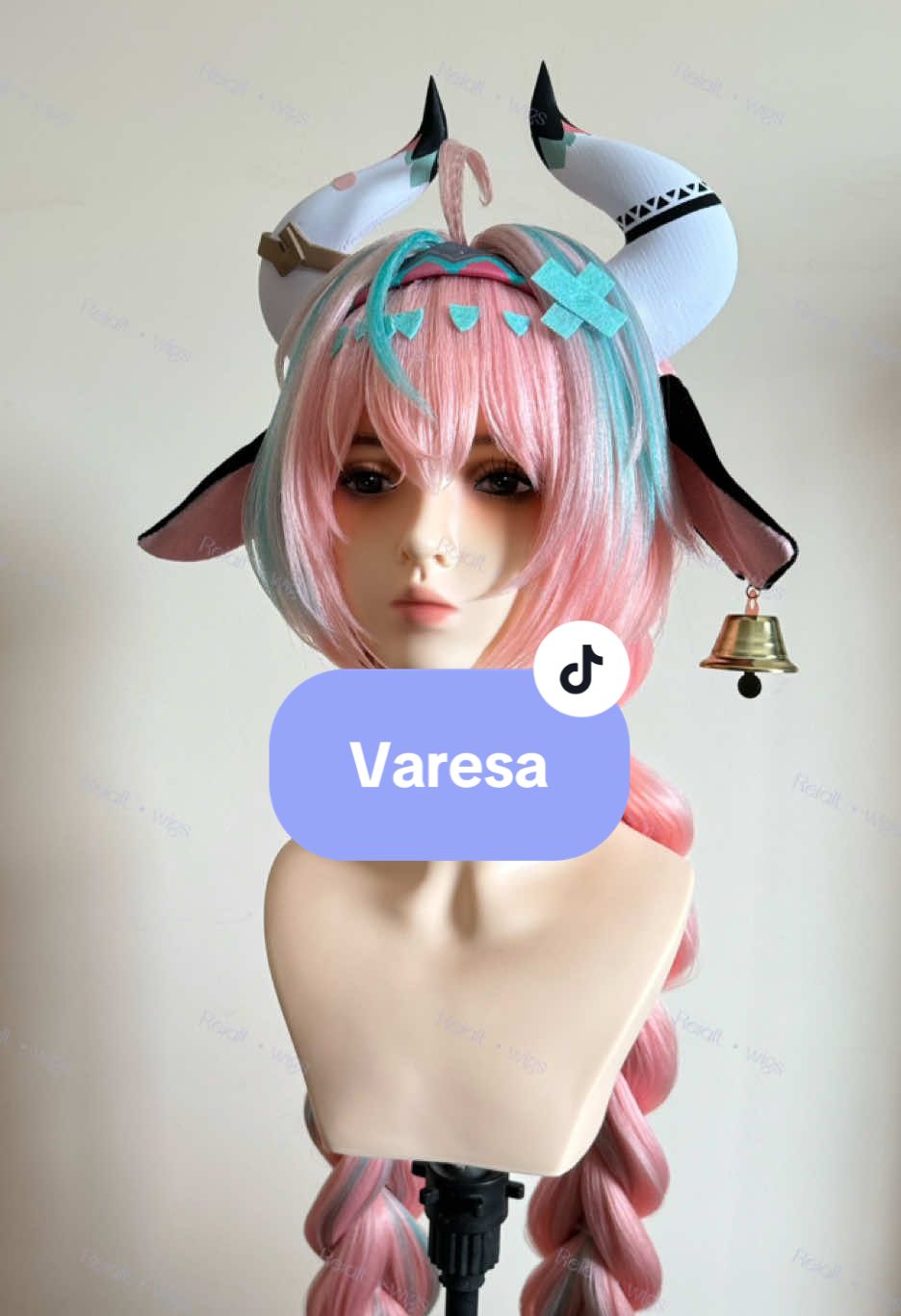 Varesa • Genshin Impact ✨ The wig was originally good, but it was damaged by shipping. I adjusted the wig a little and lengthened it ✨ #wig #wigcosplay #cosplay #cosplaywig #wigstyling #wigmaking #varesa #GenshinImpact #varesacosplay 