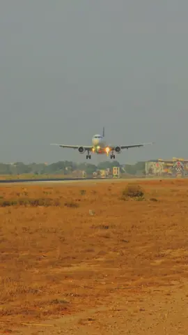 #aviationlovers #avgeek #planespotter #aviator #planespotting 