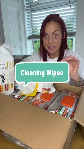 These are BRILLIANT!! And so good for your mirrors, glass, shower screens and windows!! #cleaning #wipes #tiktokmademebuyit 
