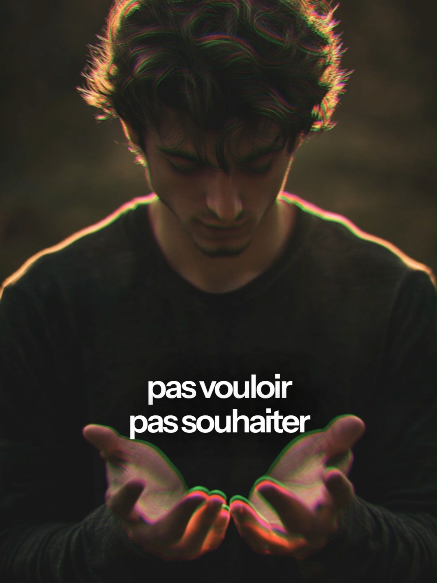 Vous n'êtes pas un arbre. Si ce que vous vivez ne vous convient pas, vous bougez. C'est aussi simple que cela. Et pourtant... La réalité dérangeante : Beaucoup de personnes restent plantées dans des situations qui ne leur conviennent pas. Elles attendent. Elles espèrent. Elles rêvent que les choses changent toutes seules. Mais voici ce qui se passe quand on ne bouge pas : → On stagne → On glisse lentement vers le bas → La frustration s'accumule → La vie devient de plus en plus fade Ce qui ne vous convient pas aujourd'hui : Cette relation qui vous épuise ? Ce travail qui ne vous inspire plus ? Cette routine qui vous ennuie ? Ces habitudes qui vous limitent ? Il faut bouger. Pas rêver, pas fantasmer, pas souhaiter. BOUGER. Même si vous traversez une période compliquée, de transition ou de doutes. Même si c'est inconfortable. Même si vous ne savez pas exactement où aller. L'action crée la clarté. Le mouvement génère les opportunités. Le changement révèle les possibilités. Vous méritez une vie qui vous inspire. Mais elle ne viendra pas à vous en restant immobile. Alors bougez-vous. Reprenez le contrôle. Faites le choix d'avancer. Votre future version de vous-même vous attend de l'autre côté de cette décision.