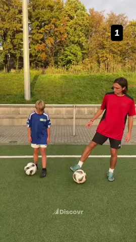 Improve your 1vs1 with those drills 😳⚽️ #football #footballtraning #footballpractice #footballskills #footballdrills   