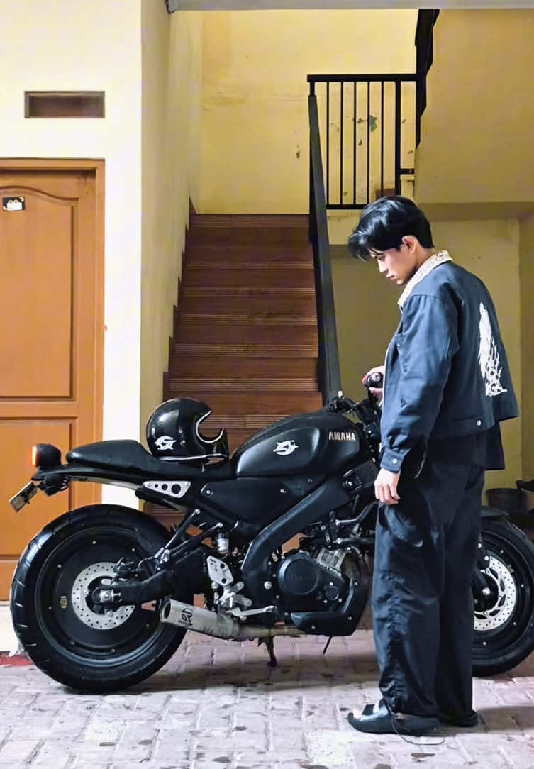 workjacket special edition dari @Widemoore 🔥 #xsr155 #xsr155indonesia #Chiro🏍️ #workjacket 