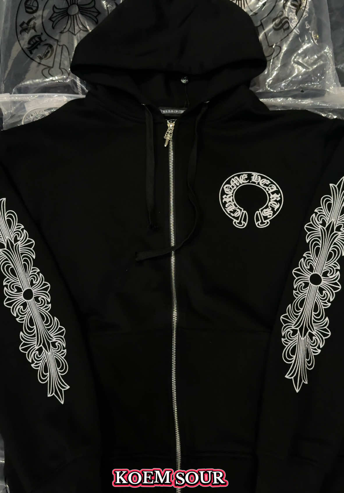 Chrome heart zip hoodie  #fyp #koemsour #igkoemsouroutfit 