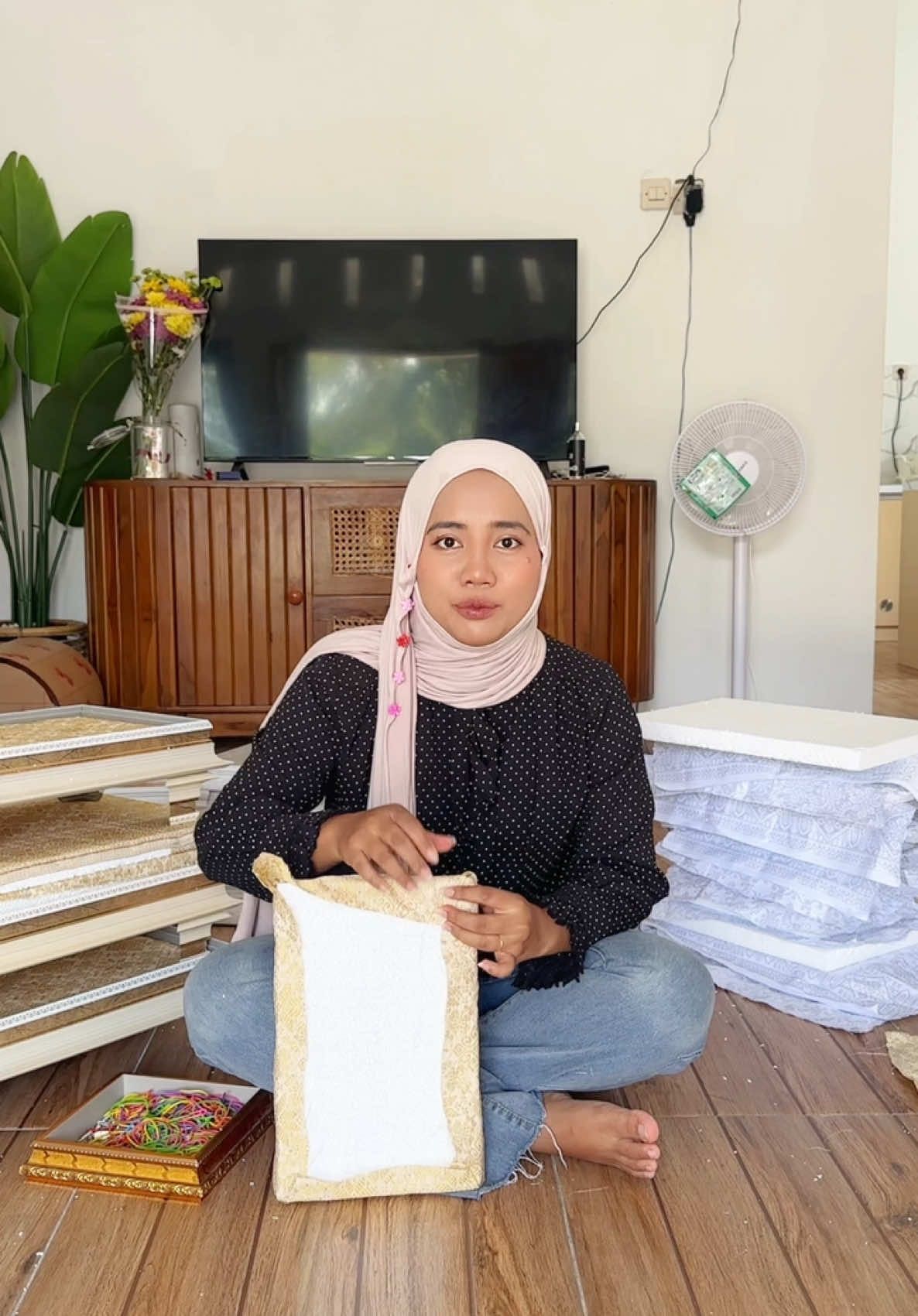 Modal bikin usaha seserahan ternyata banyak ya gaes, padahal kaya nampan dan kotak akrilik doang #dekorasi #seserahan #lamaran #seserahanlamaran #hantaran 