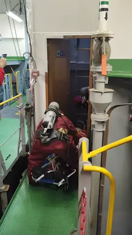 Enclosed space rescue drill #seamantiktok  #seamanph 