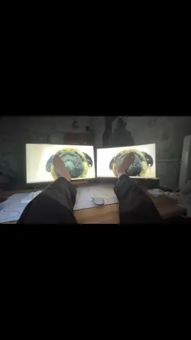 мопсы #pug #мопс #лижетпятки #strogo 