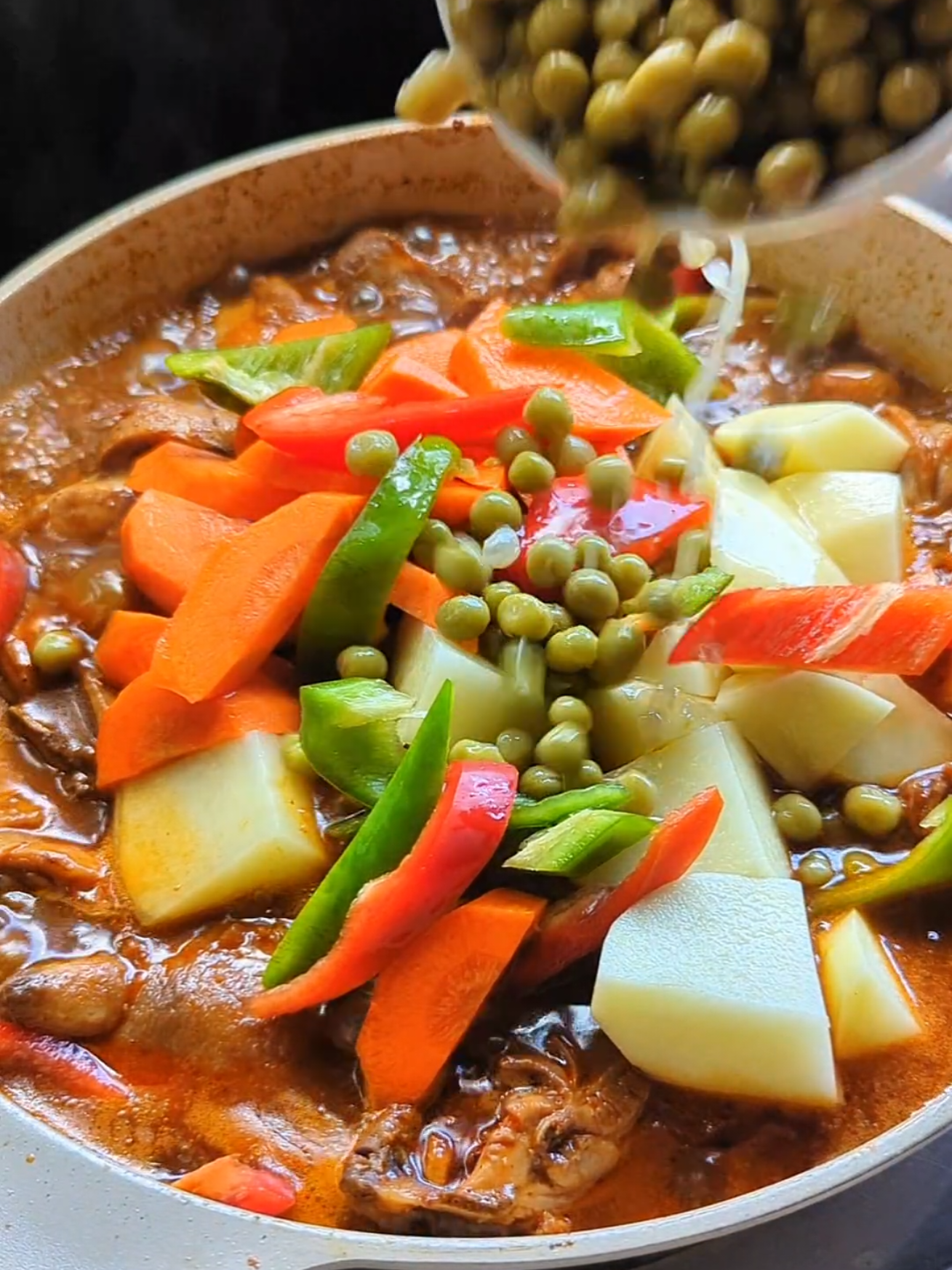 Chicken Afritada  #fy #fyp #ulamideas #lutongpinoy #chickenrecipe #chickenafritada 