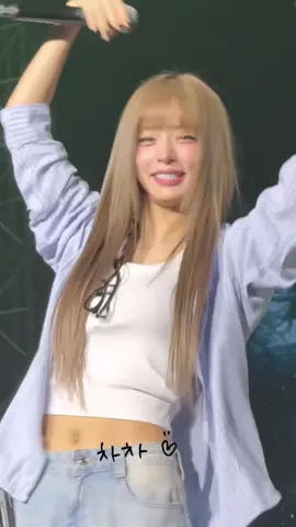 sound check cutie #chaeyoung #fromis_9 [cr. g1pichu, cyxacxa, 2miregis, eeenakko]