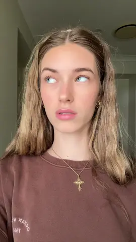 blue eyed people be like 👁️👁️