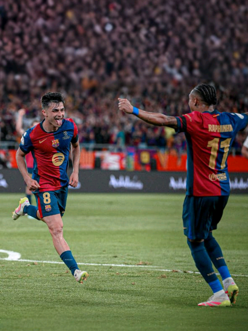 ✨ Chaque passe, chaque contrôle… un geste d’amour pour le football. Pedri, la poésie du Barça en mouvement 💛🔵🔴 #Pedri #ConfessYourLove #Barça #Footballedit #socceredit 