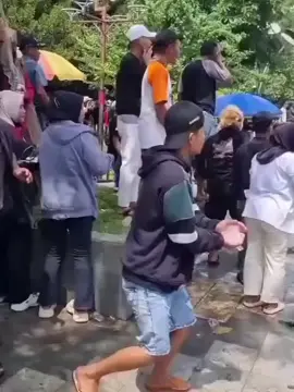 Detik