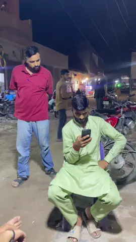 Public prank wait for reaction #😂🤣 #fyp #fouryou #varil #funnytiktok 