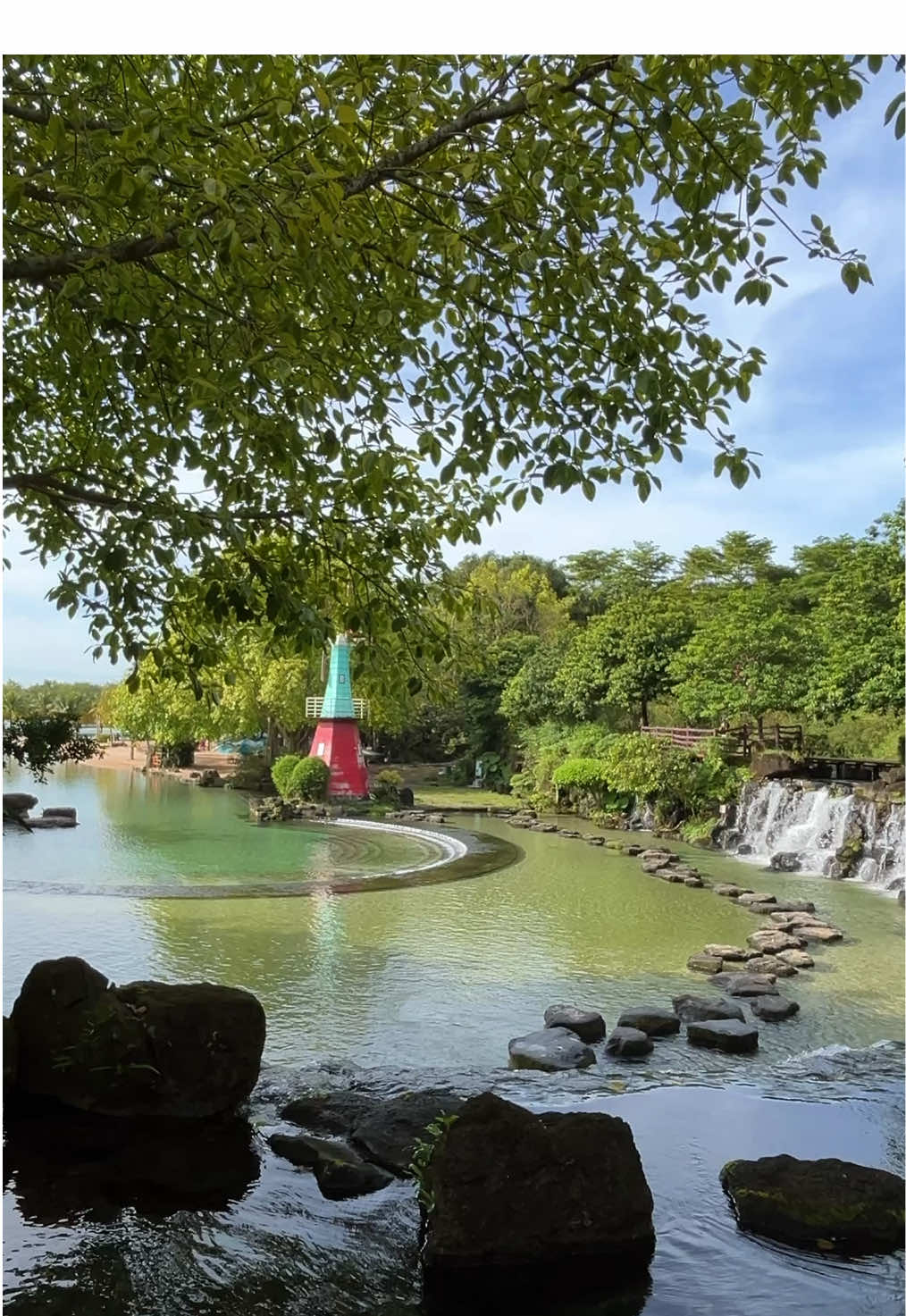 Tín hiệu vũ trụ: bạn cần được đi tránh nắng tại Công viên nước ngay thuiiii #suoimopark #congviensuoimo #dulich 