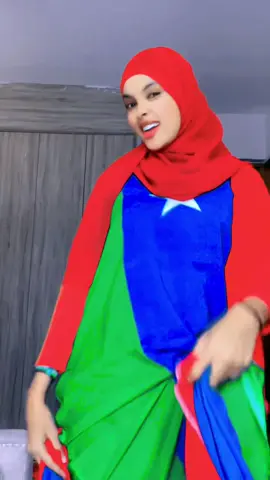 My dhiga ❤️🇬🇲🩸 @Laylish Live 👸🏼🇸🇴  
