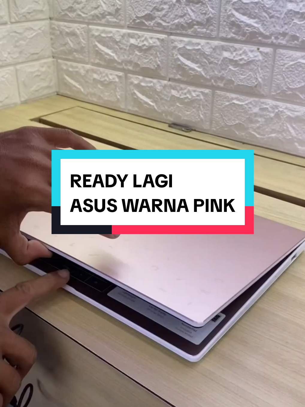 Ready lagi nih gais! Asus Vivobook Go 14 (E410K). Kunjungi Asus Store by Tri Inovasi Mal Ambassador Lt. 3 No. 39 #laptop #asus #vivobook #pink #fyp 