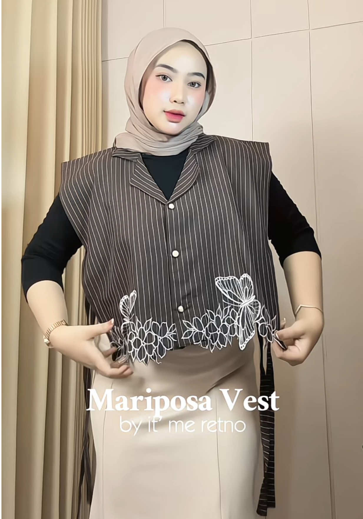 vest nya lucu bgt🤩 #vest #outfit #outfitideas 