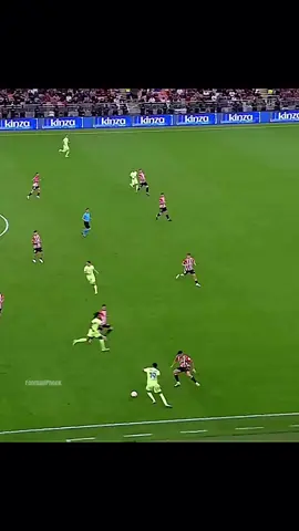 Lamine Yamal - Dribbling Skills 😍🔥  #footballedit #lamineyamal #yamal  #fcbarca #footballphonk 