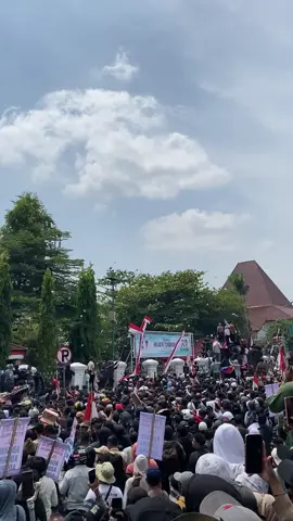 menyala kota ku 🔥🔥🔥#pati #pativiral #demopati #bupatipati #alunalunpati 