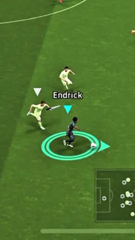 🤣😂 eFOOTBALL x REFS #efootballmobile #refs #drole #pourtoi #viral 