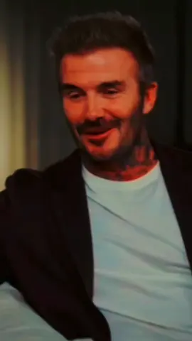 Sir David Robert Joseph Beckham, OBE[2] (lahir 2 Mei 1975)[3] adalah mantan pemain sepak bola asal Inggris. Ia merupakan presiden petahana sekaligus salah satu pemilik klub sepak bola Inter Miami CF, dan juga salah seorang pemilik dari Salford City.[4] Ia tercatat pernah membela Manchester United, Real Madrid, Milan, Los Angeles Galaxy, Paris Saint-Germain, dan tim nasional sepak bola Inggris, di mana ia memegang rekor penampilan untuk pemain non-penjaga gawang,[5] dan juga pemain Inggris pertama yang memenangi gelar juara liga di empat negara berbeda. Dia mengumumkan pensiun dari dunia sepak bola profesional di akhir musim Ligue 1 2012–13 pada 16 Mei 2013.#davidbeckham #beckham #england  #fyp #fypシ゚viral 