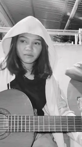 @lhyalengo Cover Nona Ropo Mawe Rowit Akustik #fypシ゚ #maumeretiktok🌴 #woletkental #viraltiktok #viraltiktok 
