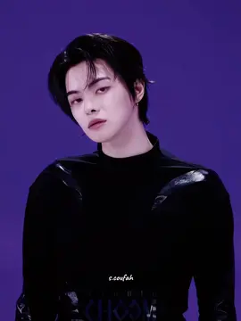 vote leo guys 🖤  studio choom~ #leo #leeleo #boys2planet #boysplanet