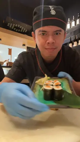 Salmon Maki Roll🥢#sushi #salmon #maki 