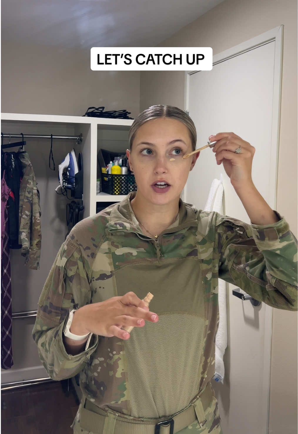 GRWM for a night shift while we catch up on dating & my upcoming leave ! #grwm #grwmroutine #miltok #military #militarylife 