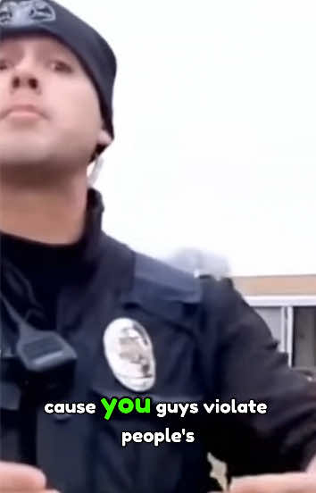 I'm giving you a command Pt1 #cops #firstamendmentauditor #police #copsoftiktok 