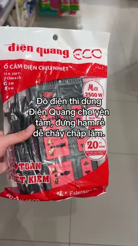 Ổ cắm Điện Quang ECO ĐQ ESK GECO (6 lỗ) ✅ Nhựa ABS chịu nhiệt, lỗ cắm đồng nguyên chất ✅ Extra Power tăng độ đàn hồi, tương thích mọi phích cắm ✅ Đèn hiển thị nguồn điện, đảm bảo an toàn 🔌 Điện áp 250V, công suất tối đa 2500W, dây 2m hoặc 5m, 1 công tắc, mạch ngắt điện