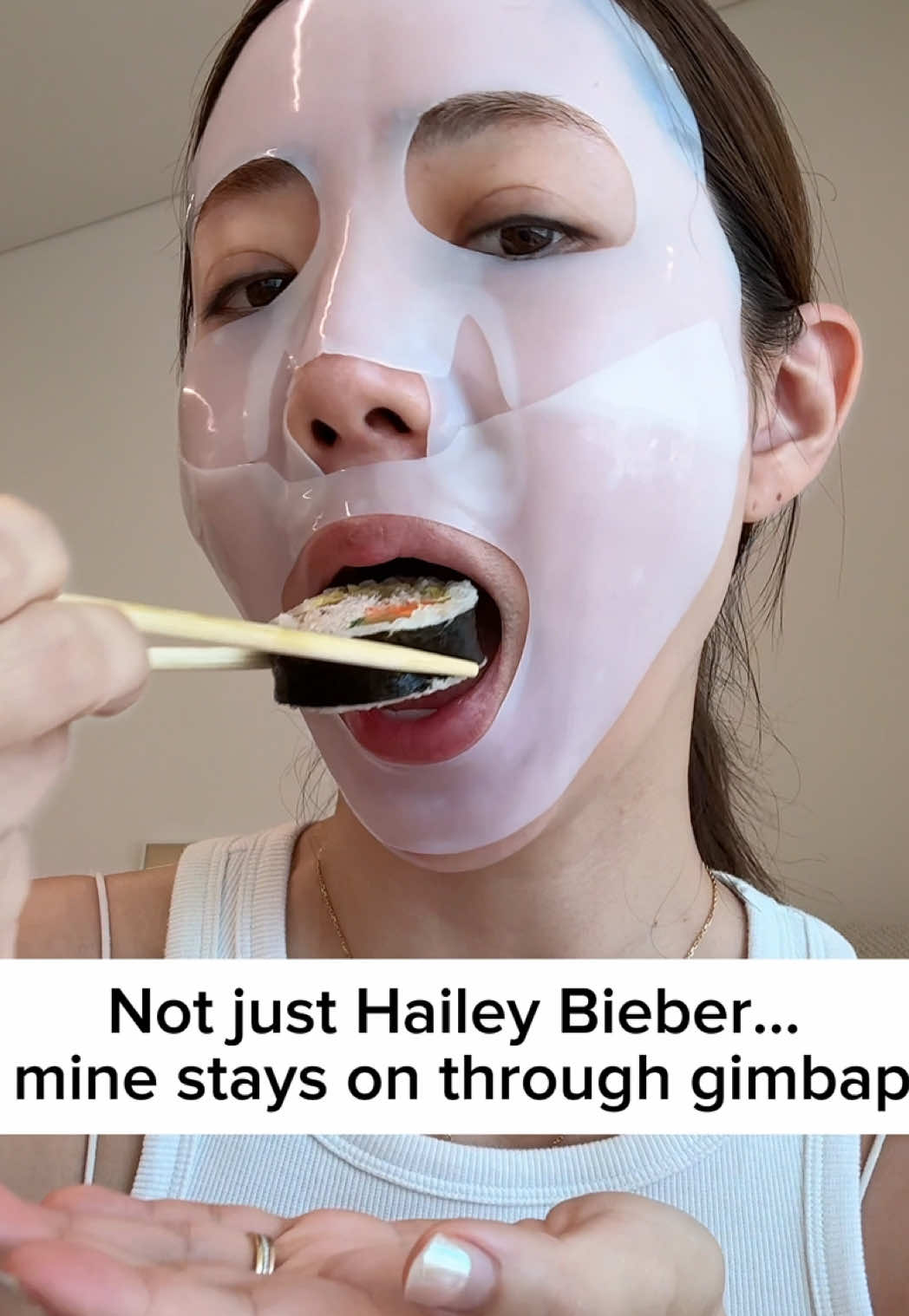 My mask? It never budges. Even with gimbap. 🍙😎 Used Product MIXSOON Collagen Hydrogel Mask @mixsoon @OLIVE YOUNG Global  #skincare #skintok  #glassskin #gelmask #KBeauty