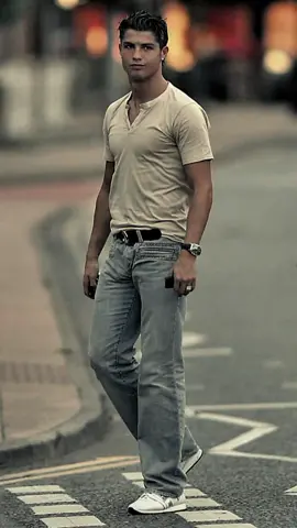 Cristiano Ronaldo outfit style😎🤩#cristiano #ronaldo #outfit  #style fashion #fyp 