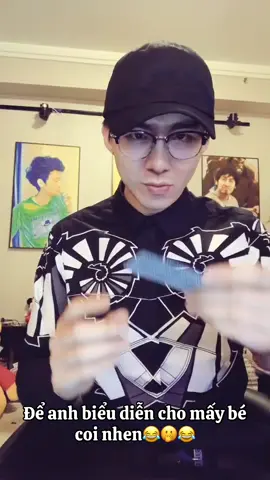 Để anh biểu diễn cho mấy bé coi nhen😂🫢😂 #LuyPhimCungNgoc
 #LuuVuNinh #刘宇宁
 #LiuYuNing #LiuYuNing刘宇宁