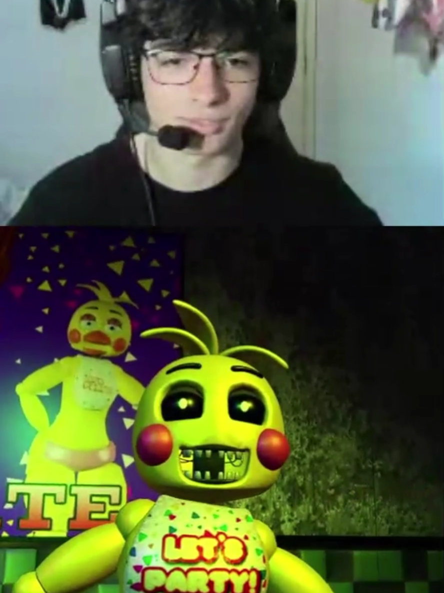 Passando raiva no fnaf doom #fy #jogo #fnaf #humor #amigos 