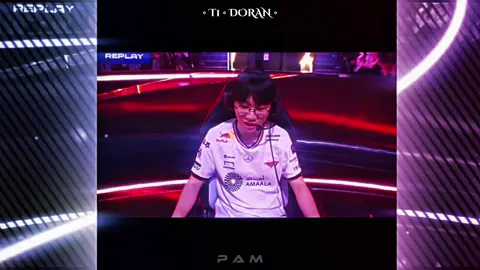 Game 1 Dobessa cứ xồ vào giữa đội hình team bạn sợ ơi sợ, thì qua game 2 anh em nhà bạn dí công chúa tóc xanh. Công chúa dỗi, công chúa nằm 7 xác thì cắt lại đủ 7 xác. Cả nhà nhìn và khen em luyền đuy 🫵 _____ #T1 #Doran 