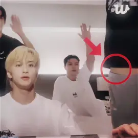 mark was squeezed that day 😝 — #markhyuck #mahae #marklee #leehaechan #nct  @mari @liv @soph ʕ •ᴥ•ʔ @ssweet₊₈₂ @mili🏍 || HOLO 09.25 !! @cher @onyourspid3rmarkie @SORA¹²⁷ @milah<3 