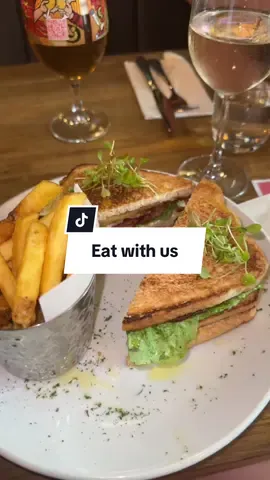 Thank you for having us @VQ-Ipswich keep a look out for the 2nd video we have coming on this amazing place👀 #foodies #diningout #foodreview #eatwithme 