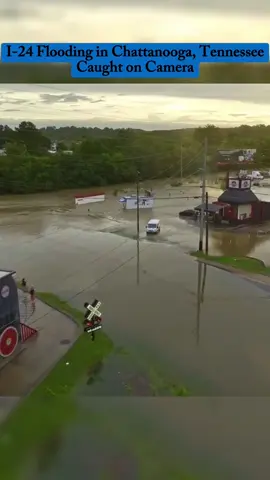 I-24 flooding in Chattanooga, Tennessee - Caught on Camera #flood #i24 #tennessee #footage #chattanooga 