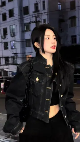 Cá tính#phoidoxinh #outfit #bachtuyetfashion #phoidotrend #xuhuongtiktokk 