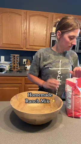 Homemade Ranch Mix ✨ Recipe (single batch) 1/2 cup dry milk powder 1 & 1/2 teaspoons chives 1 Tablespoon onion powder 1 & 1/2 teaspoons garlic powder 1 teaspoon salt 1/2 teaspoon black pepper 2 Tablespoons parsley 1 teaspoon dill -Use in your favorite recipes or make your own homemade ranch dressing 🤤 #homemade #Recipe #seasonings #homestead #fyp 
