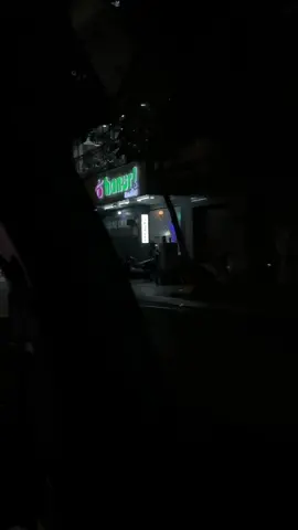 “Thôi từ nay anh sẽ âm thầm xa em.”