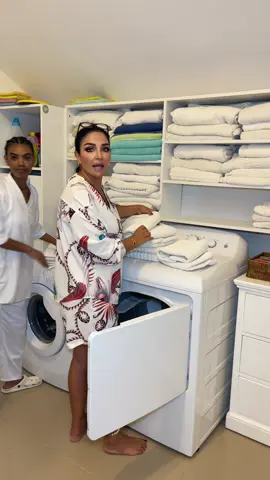 رخصة موثوق: 273005 للإعلان مع بيرتا كنعان صاحبة صالون BK الرياض حي الياسمين شارع القادسية مقابل بنك الراجحي الرجاء التواصل على الرقم التالي ٠٠٩٦٦٥٩٧٢٧٦٤٦٢