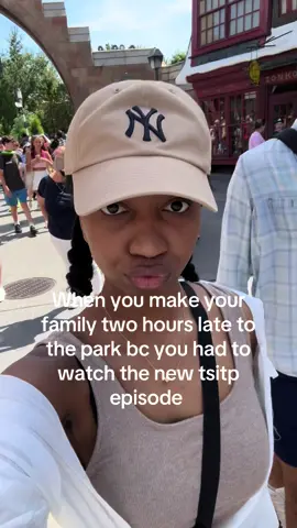 They can chill we’ve been here 14 times be so serious. #thesummeriturnedpretty #tsitp #harrypotterworld #islandofadventure 