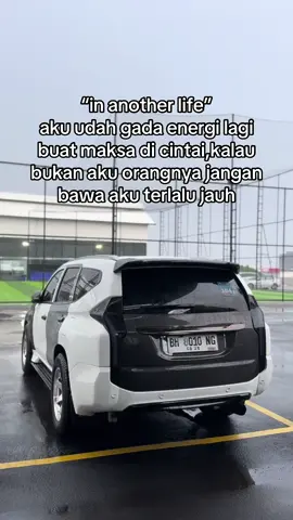 lebih baik dicintai daripada mencintai #fyp 