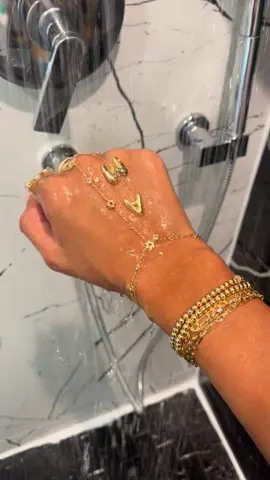 Stacked up handchains!
