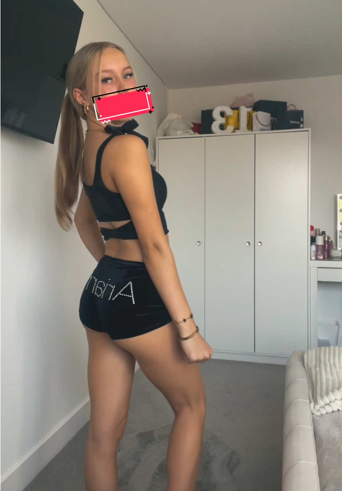 Don’t want him back, but I can’t let go🖤 #foryou #makemeviral #outfitcheck #swingmyway #imsingle #hotweather #heatwave #lovethesun #tanning 